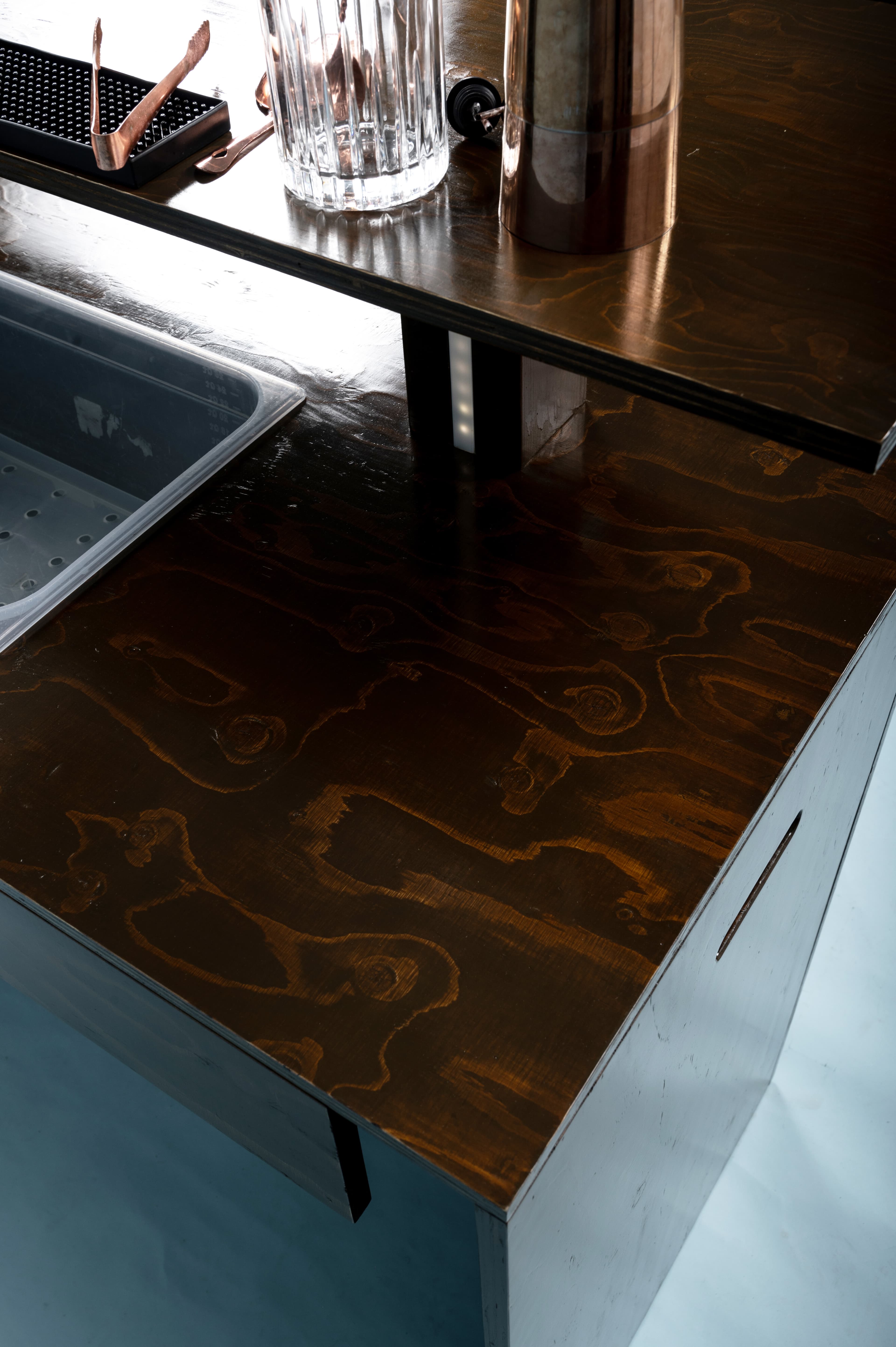 Bar image 4