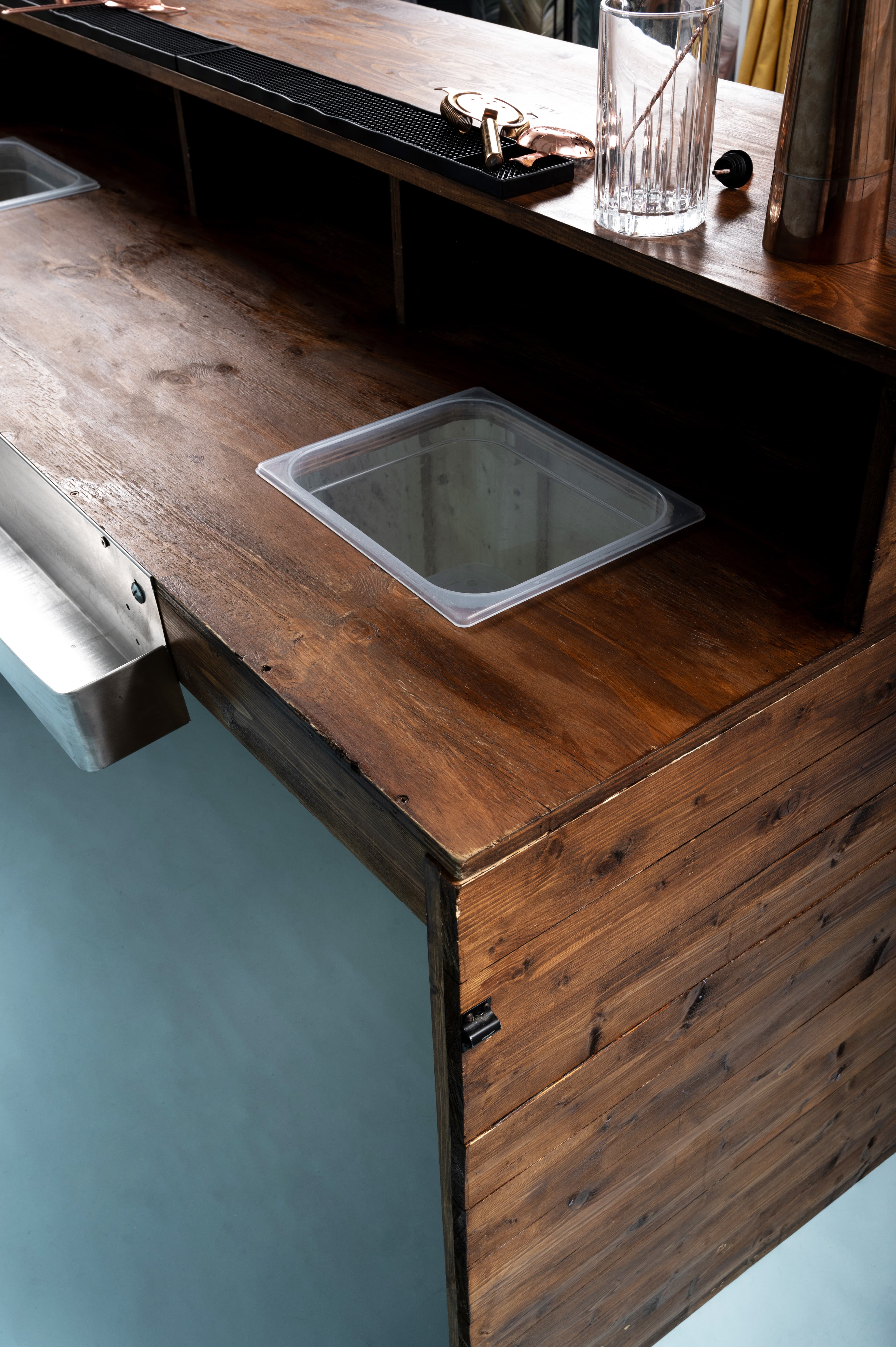 Bar image 2