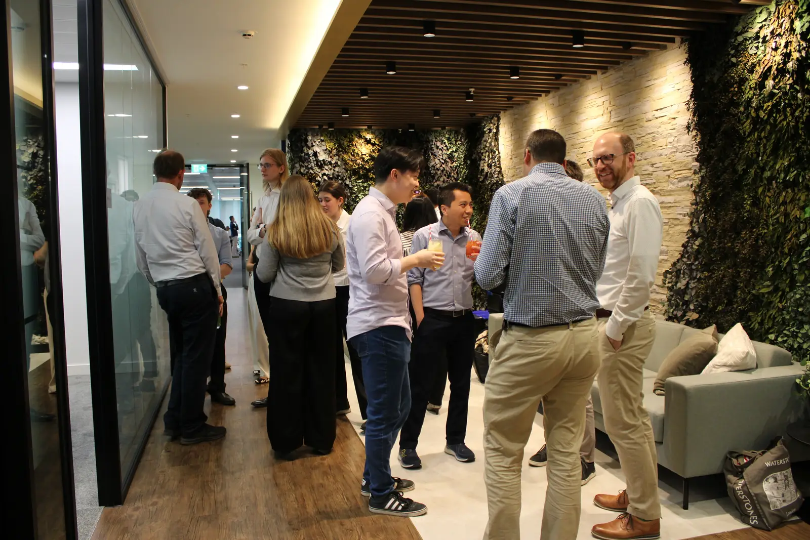 Mixologist and bartender hire service in Chelsea