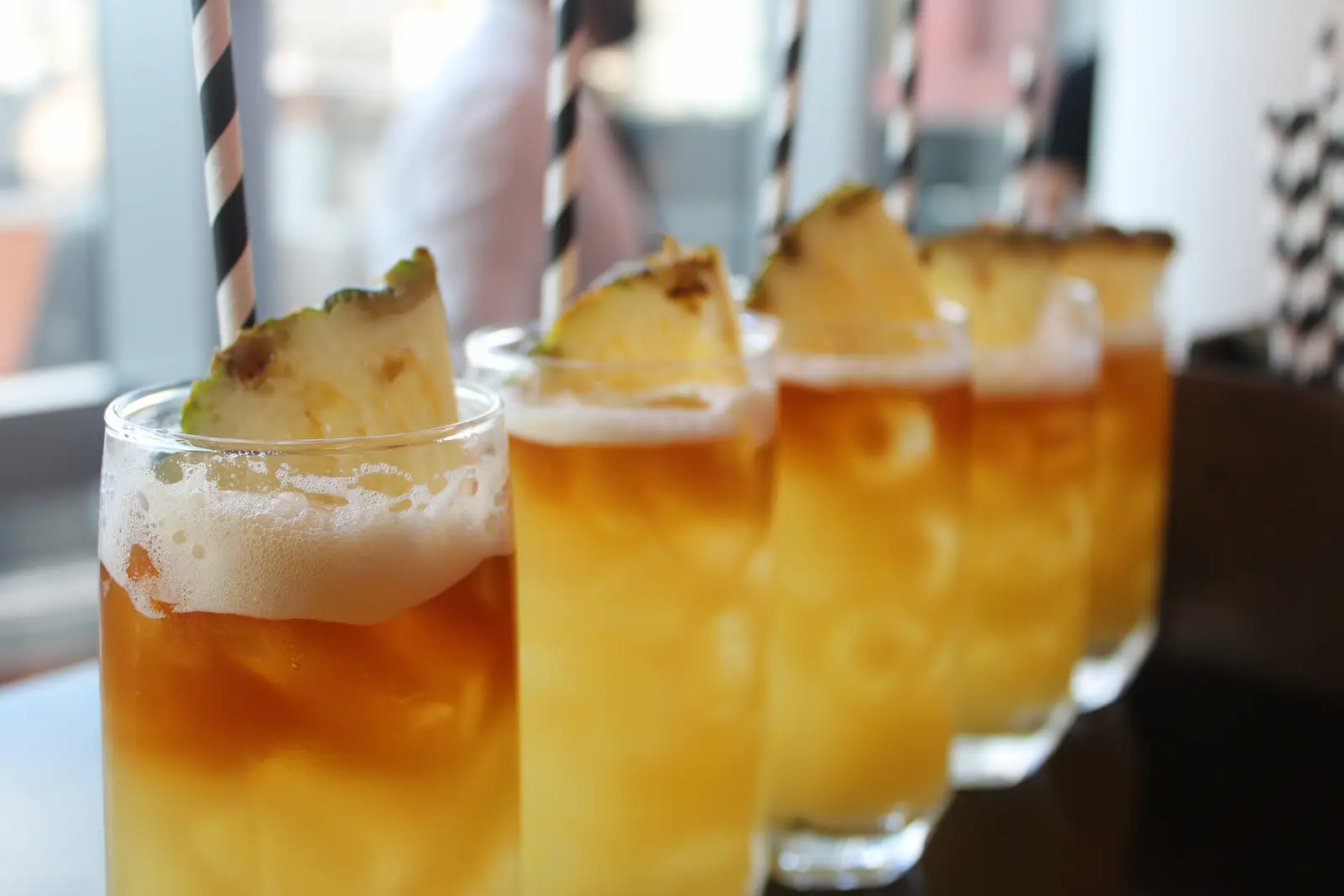 Mobile cocktail bar hire service in South Kensington