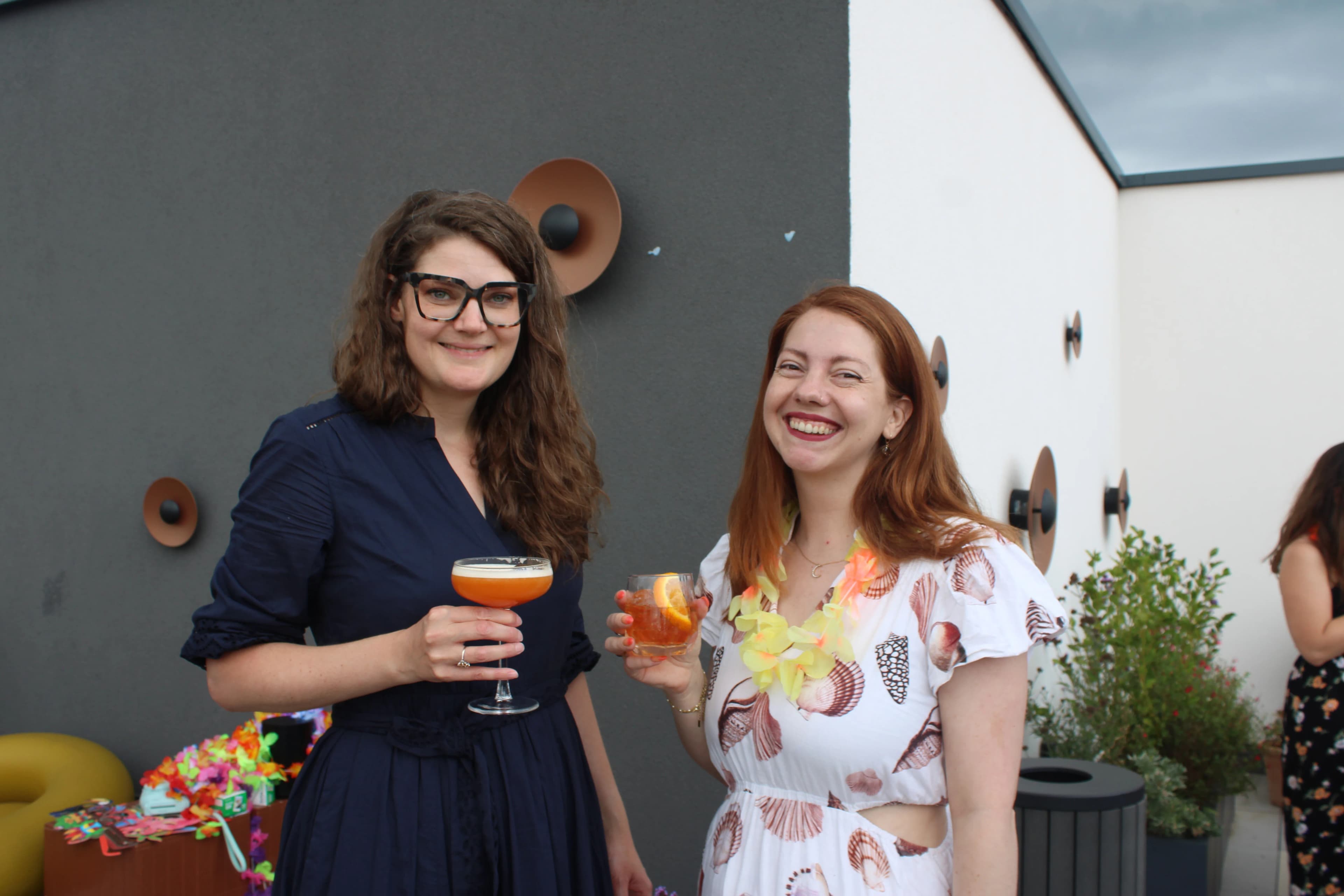Mixologist London at a private evening event with customised cocktails
