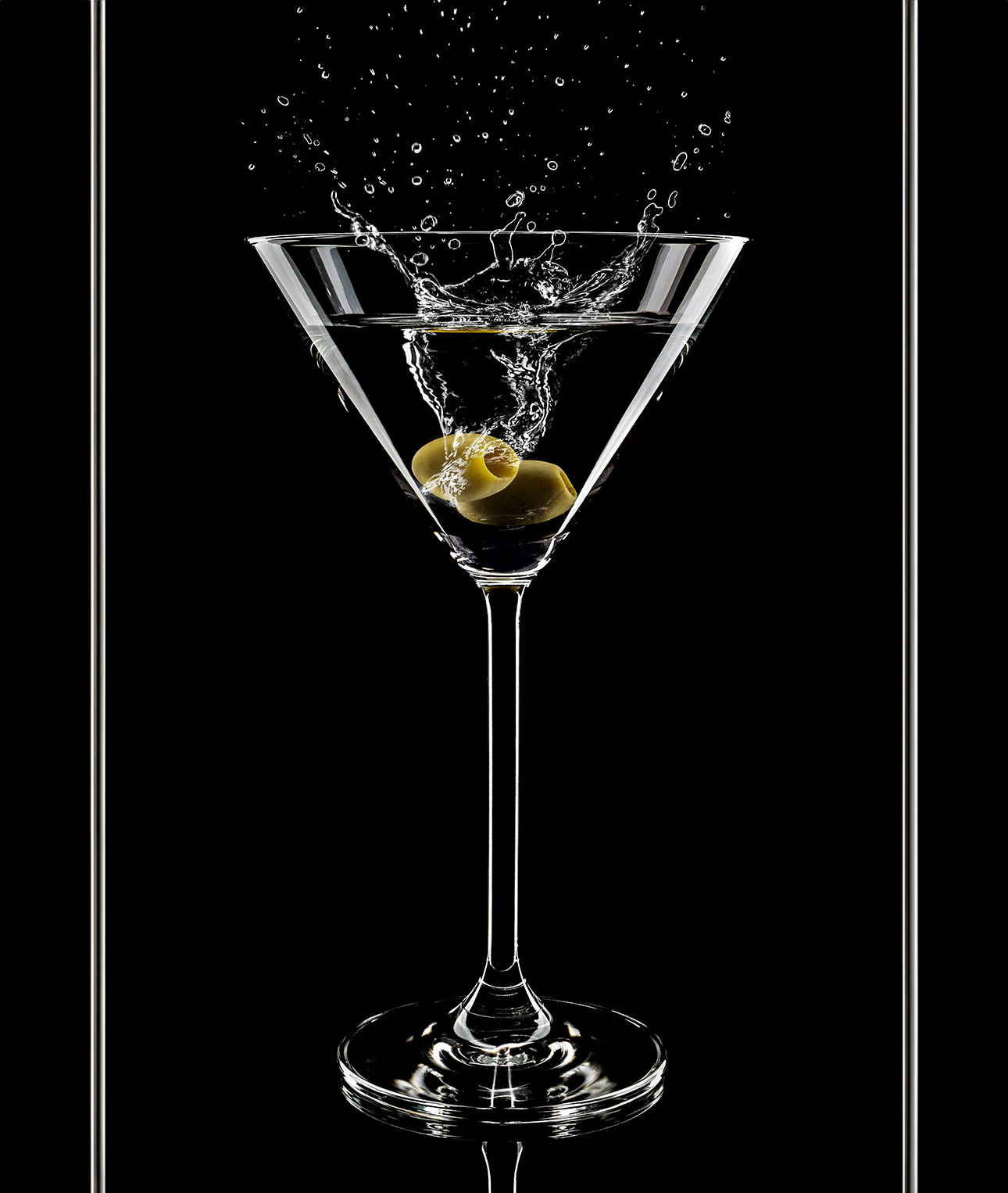 Vodka Martini Cocktail Recipe Being Made